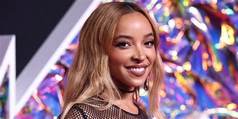 tinashe nude|Tinashe's Abs, Butt, Underboob Are In Naked Dress VMAs IG Pics.